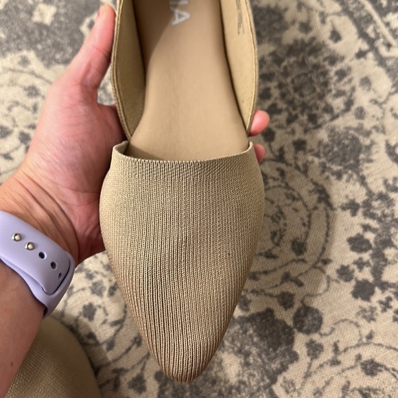 MIA Knit Dark Sand Pointy Flats size 8 NWT - Picture 6 of 8